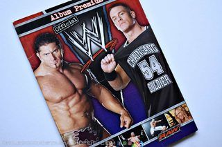 WWE Álbum Premium Official (Salo, 2006): Tiene 17 Láminas