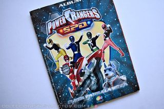 Power Rangers S.P.D. (Salo, 2006): Tiene 17 Láminas
