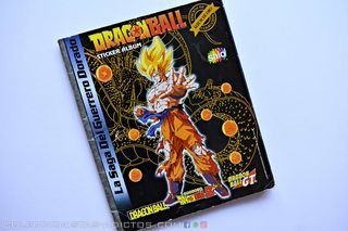 Dragon Ball Guerrero Dorado Negro (Salo, 2004): Tiene 41 Láminas