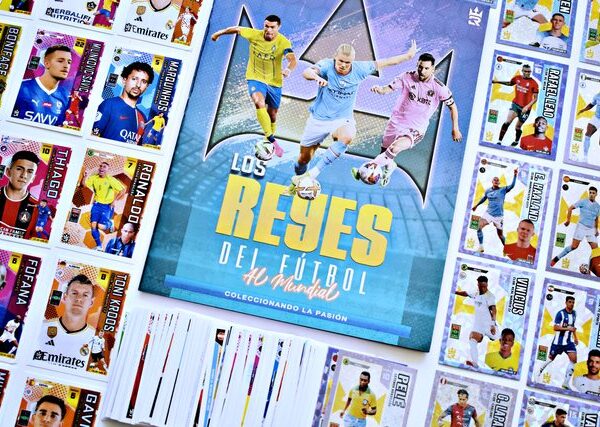 Los Reyes del Fútbol [2023-2024]: Álbum Completo A Pegar foto 1