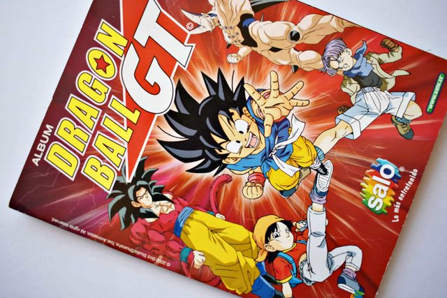 Dragon Ball GT (Salo, 2000): Tiene 80 Láminas (Álbum)