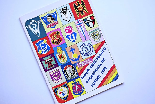 Fútbol 76': Álbum Completo (Con láminas impresas)