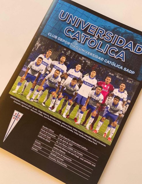 Universidad Catolica (1937-2022) Álbum Del Club Deportivo (Don Comic, 2024): Álbum Completo (Con láminas impresas)