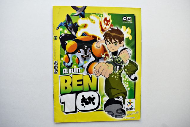 Ben 10 (Salo, 2008): Tiene 10 Láminas (Álbum)