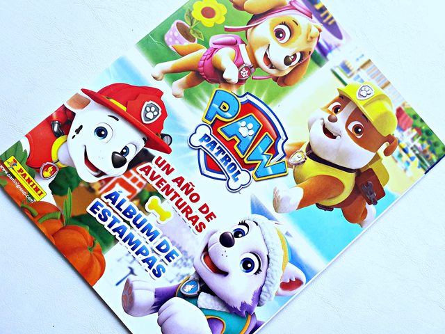 Paw Patrol Un año de Aventuras (Panini, 2016): Álbum Completo (Con todas sus láminas pegadas)