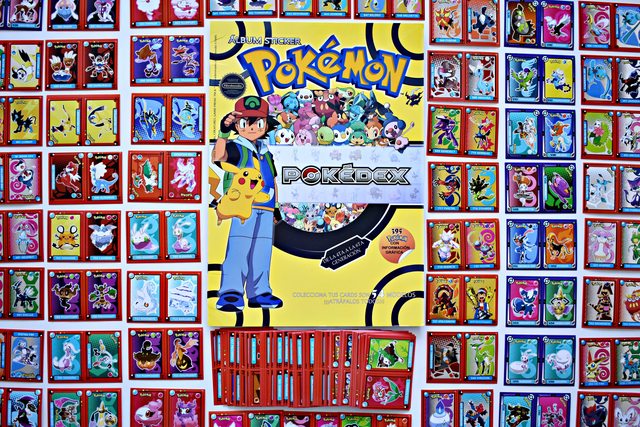 Pokémon Pokedex 2: Álbum Completo A Pegar