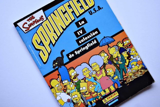 The Simpsons, IV Springfield USA (Panini, 2003): Tiene 130 Láminas (Álbum)