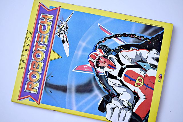Robotech (Salo, 1992): Tiene 35 Láminas (Álbum)