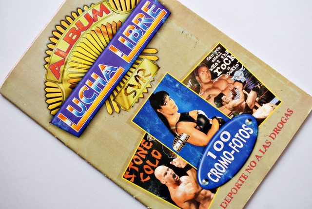 WWF, Lucha Libre (SVR, 1998): Tiene 44 Láminas (Álbum)