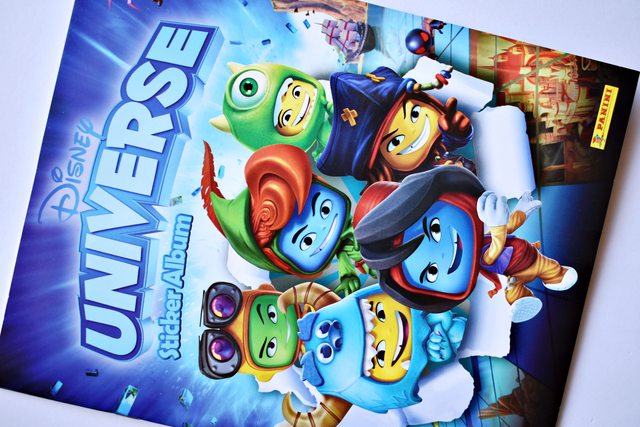 Disney Universe (Panini, 2012): Álbum Completo (Con todas sus láminas pegadas)