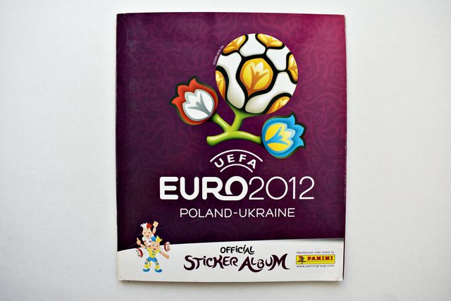 UEFA Euro 2012 Poland - Ukraine (Panini, 2012): Álbum Completo (Con todas sus láminas pegadas)