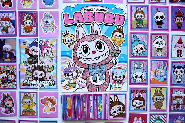 Labubu: Álbum Completo A Pegar