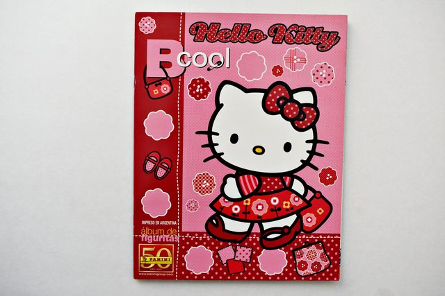 Hello Kitty Bcool (Panini, 2011): Álbum Completo (Con todas sus láminas pegadas)
