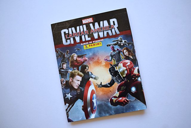Capitán América Civil War (Panini, 2016): Álbum Completo (Con todas sus láminas pegadas)