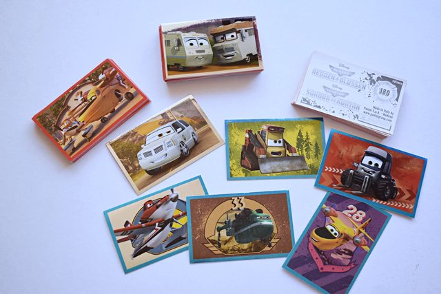Aviones 2: 30 Láminas (Pack) [2014, Panini]