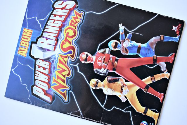 Power Rangers Ninja Storm (Salo, 2004): Tiene 76 Láminas (Álbum)