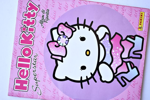 Hello Kitty Superstar (Panini, 2009): Álbum Completo (Con todas sus láminas pegadas)