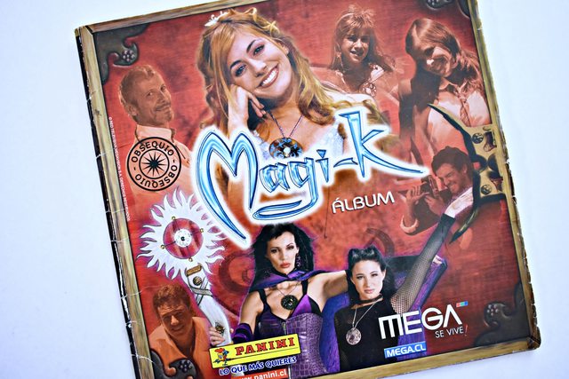 Magi-K (Salo, 2006): Tiene 30 Láminas (Álbum)