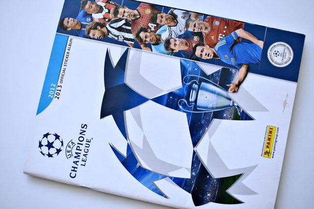 UEFA Champions League 2012-2013 (Panini, 2012): Tiene 214 Láminas