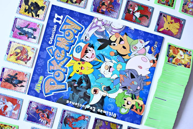Pokémon: Colección Vol. 2 [Azul]: Álbum Completo A Pegar
