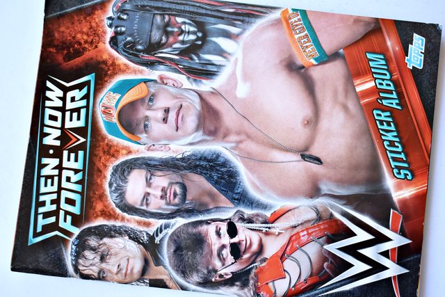 WWE Then Now Forever (Topps, 2016): Faltan 1 Láminas (Álbum)