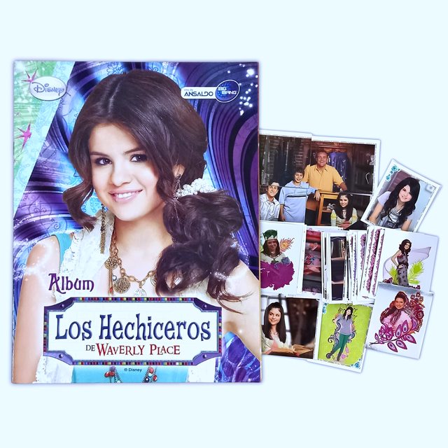 Los Hechiceros de Waverly Place: Álbum Completo A Pegar
